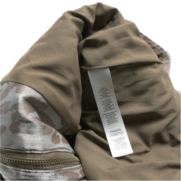 CHICO'S Cheetah Print Lightweight Quilted Puffer Vest - Picture 7 of 8